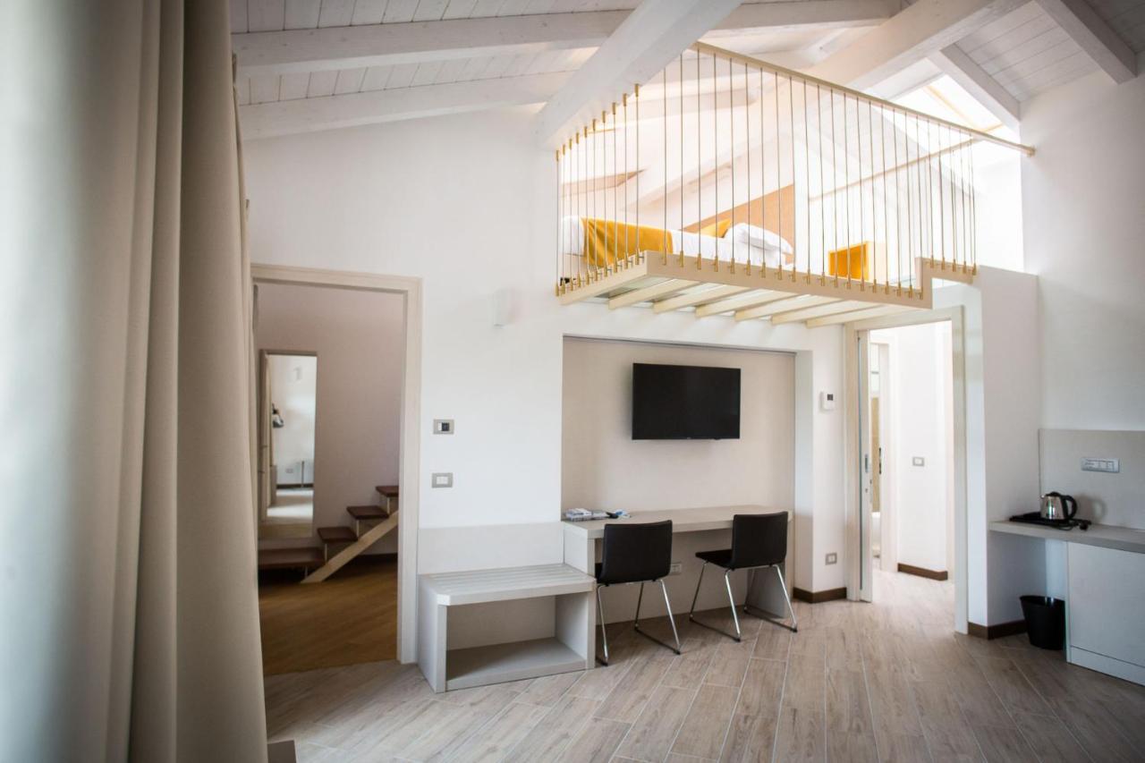 Hotel Ponti อันเจรา ภายนอก รูปภาพ