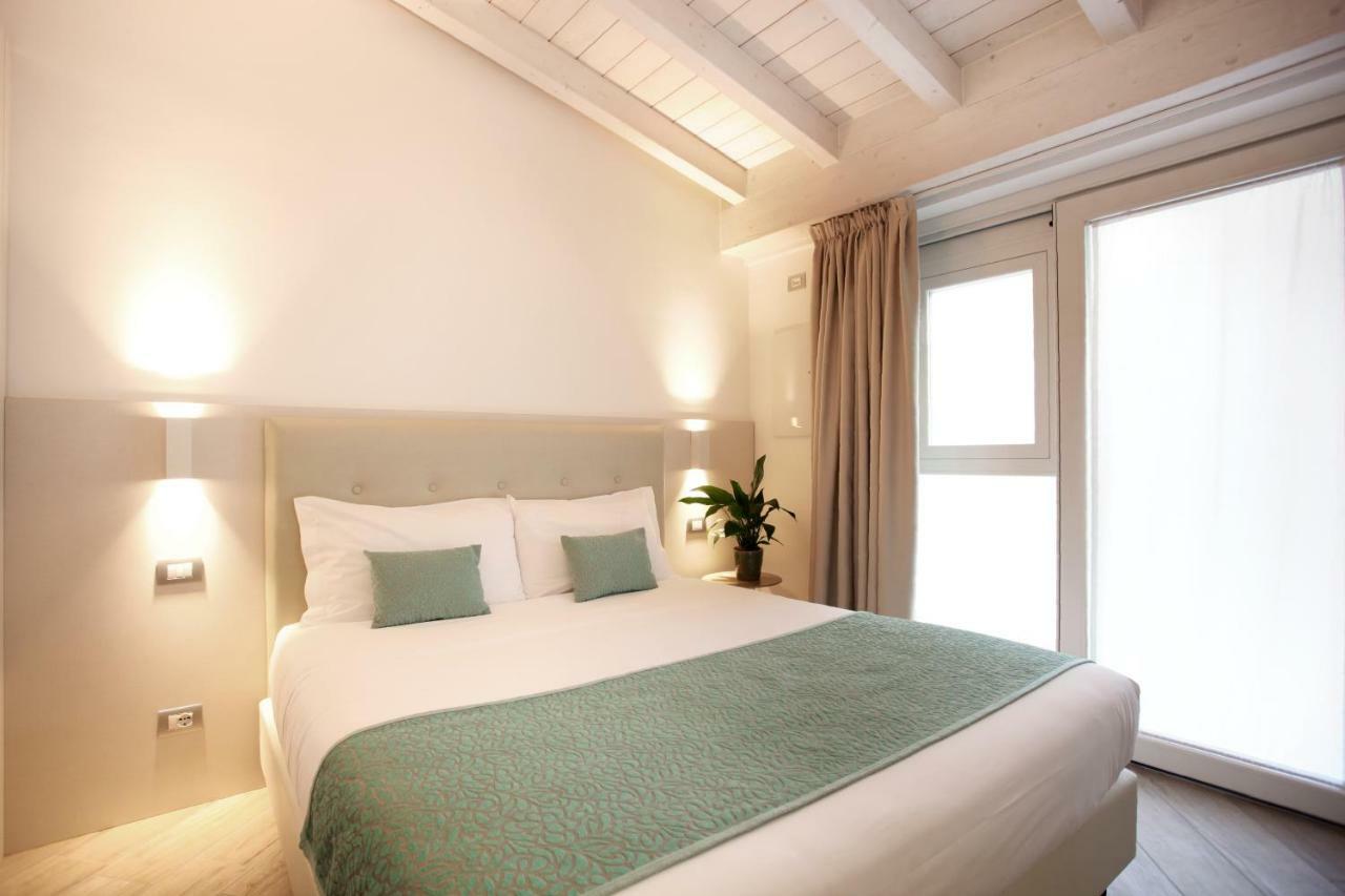 Hotel Ponti อันเจรา ภายนอก รูปภาพ